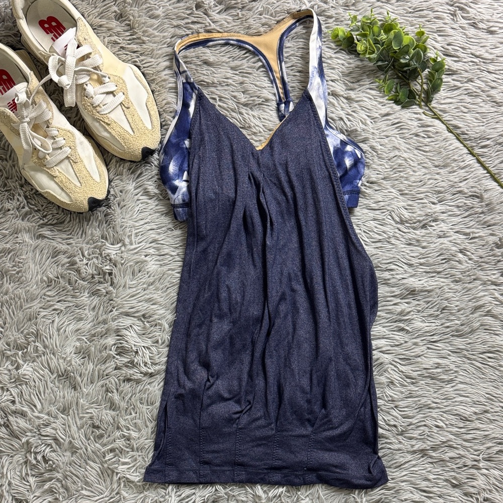 Lululemon Practice Freely Tank
Heathered Deep Indigo Ink Blot White size 4